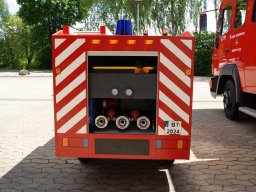 Indienststellung Kinder-Feuerwehr-Auto